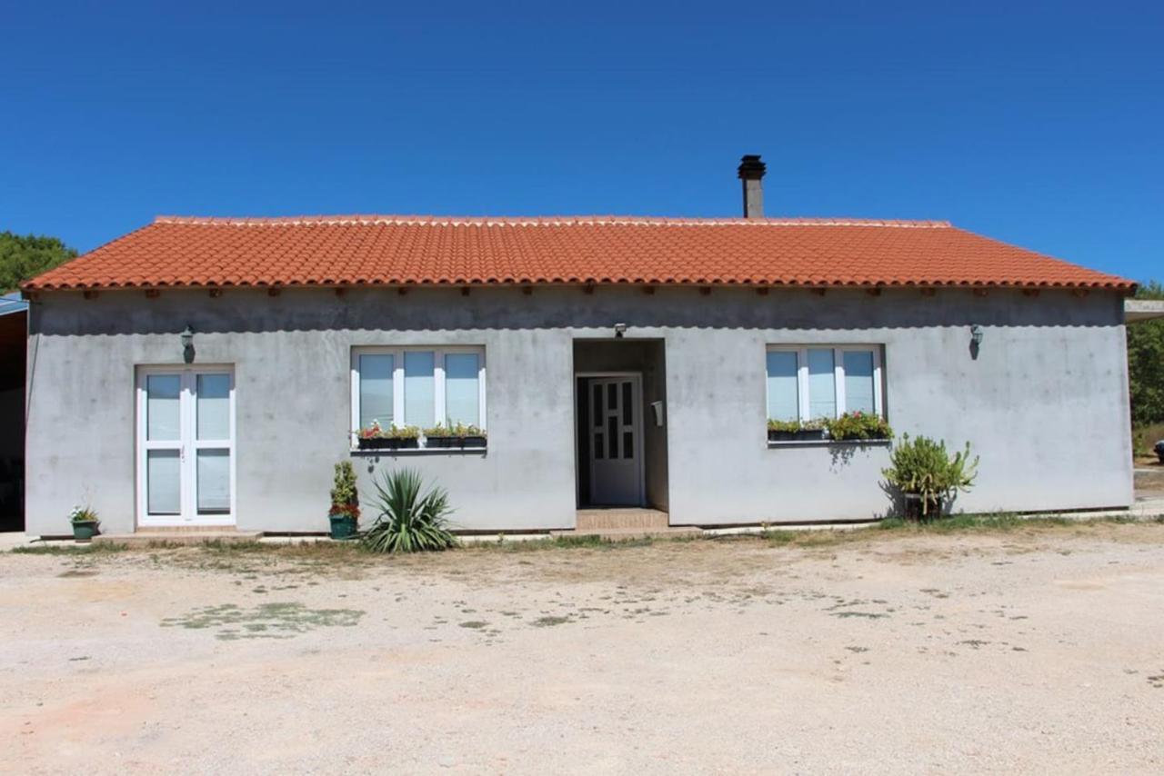4 Bedroom Apartment in Tisno  Buitenkant foto
